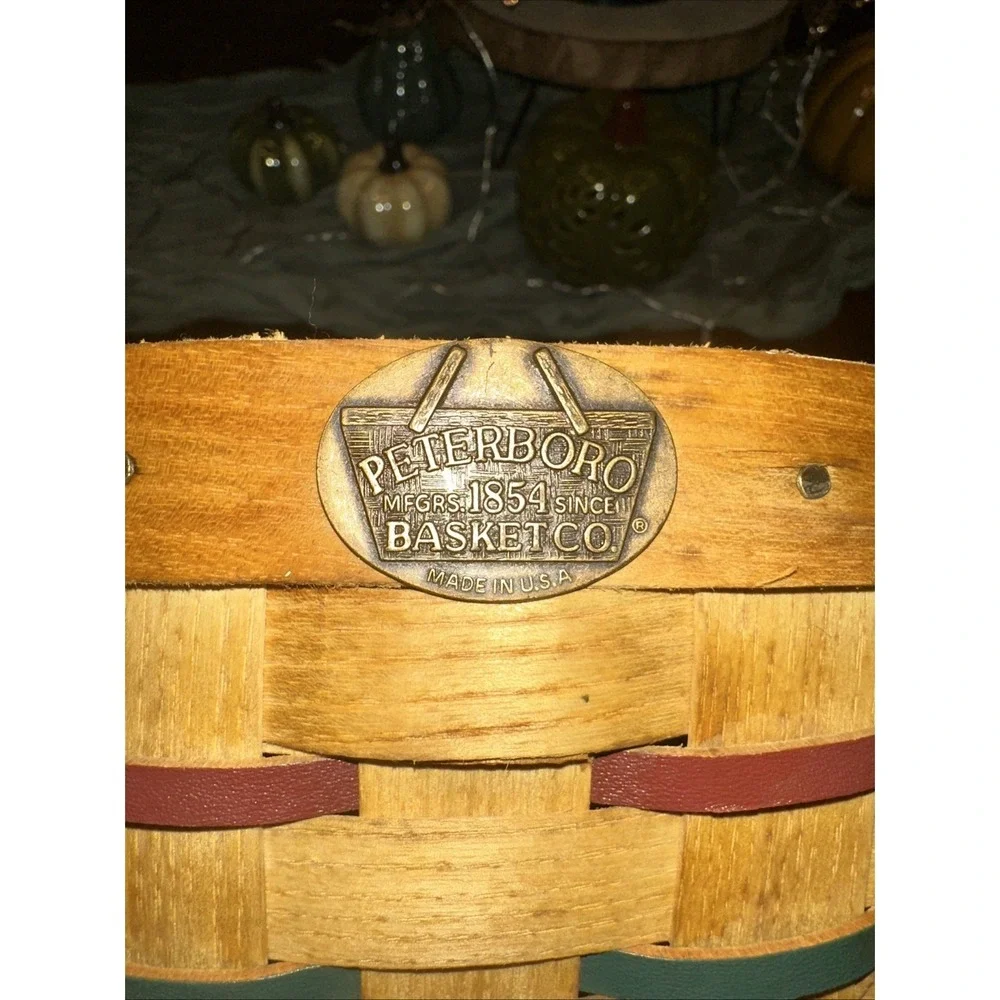 Peterborough 10 inch round basket